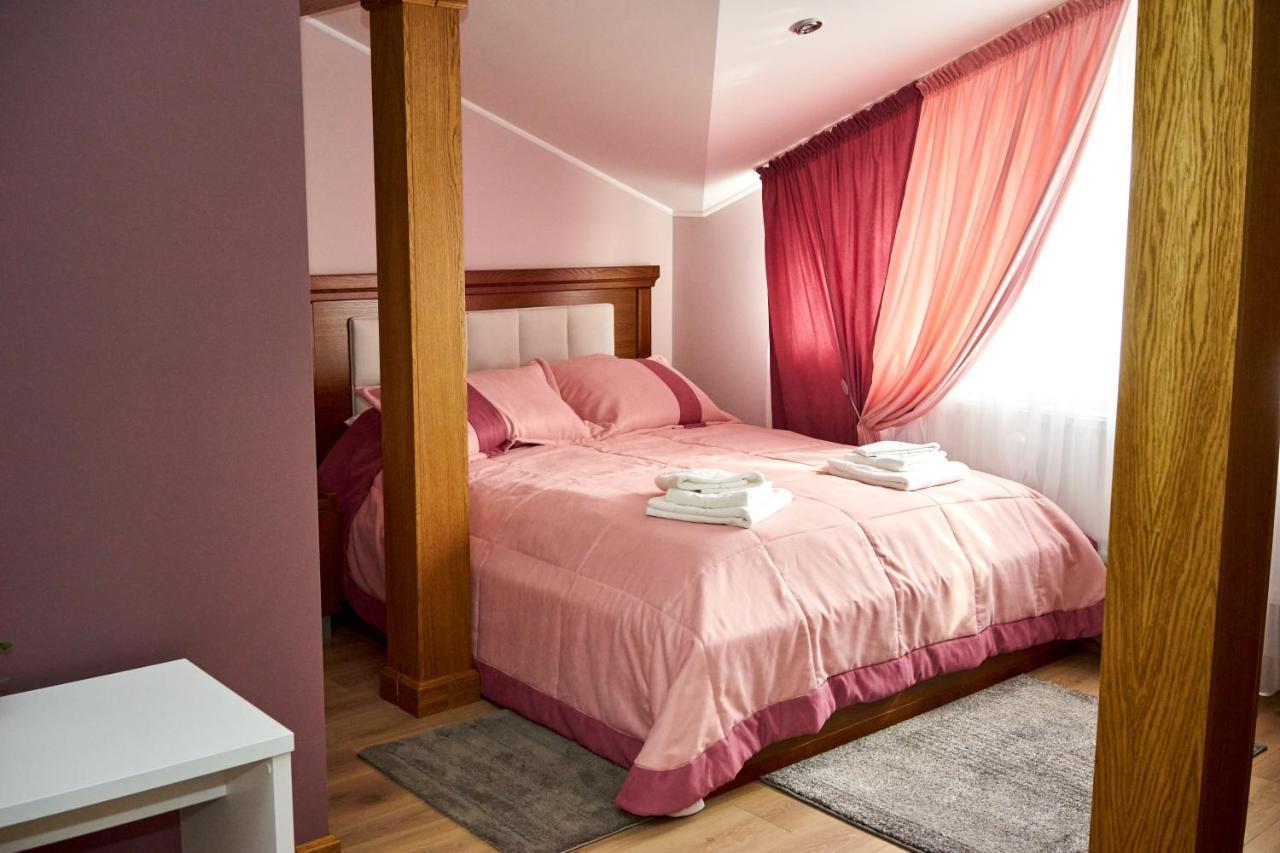 Hotel Східний Berezhany Zewnętrze zdjęcie